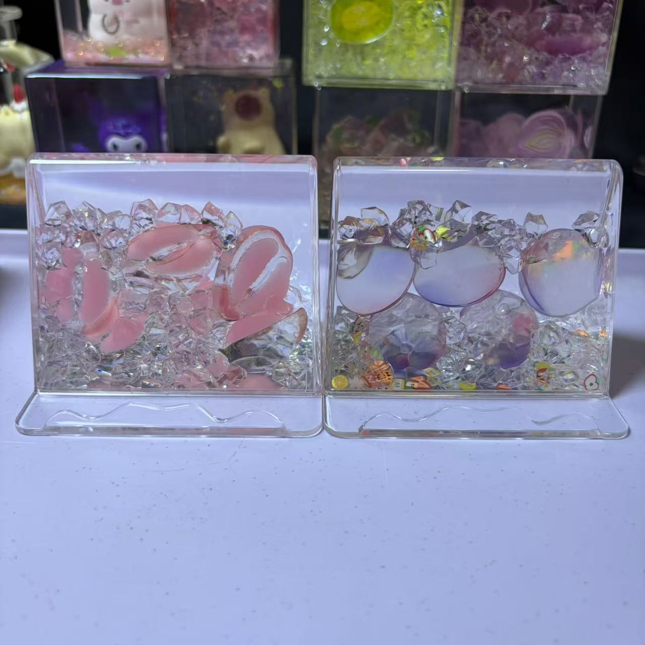 7cm*7cm Clear Square Liquid Floating Shake Ornament Customizable Floating Figure Liquid Hourglass Shake Toy Cute Cartoon Hello Kitty Moon Scene & Lime Ice Cube Stress Relief Fidget Shaker Desk Decor Ornament 2 Pack 69.9 USD Mix & Match Custom Design Avail