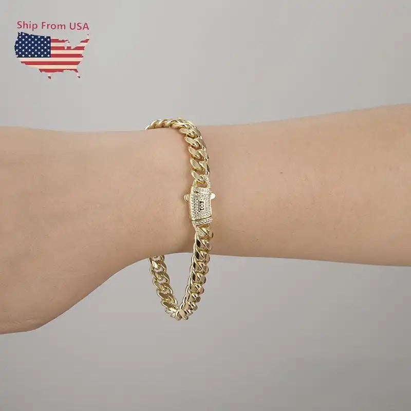 d6d73ba3-8991-4c0e-aec1-7a063f7b716a
