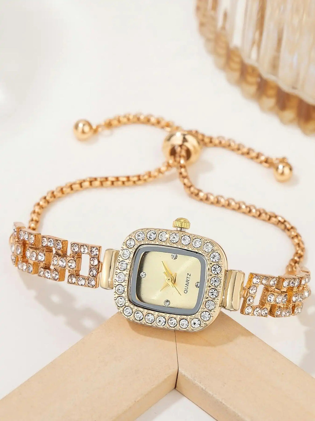 714ca010-d4e6-49a5-afea-4b53aea3211d
